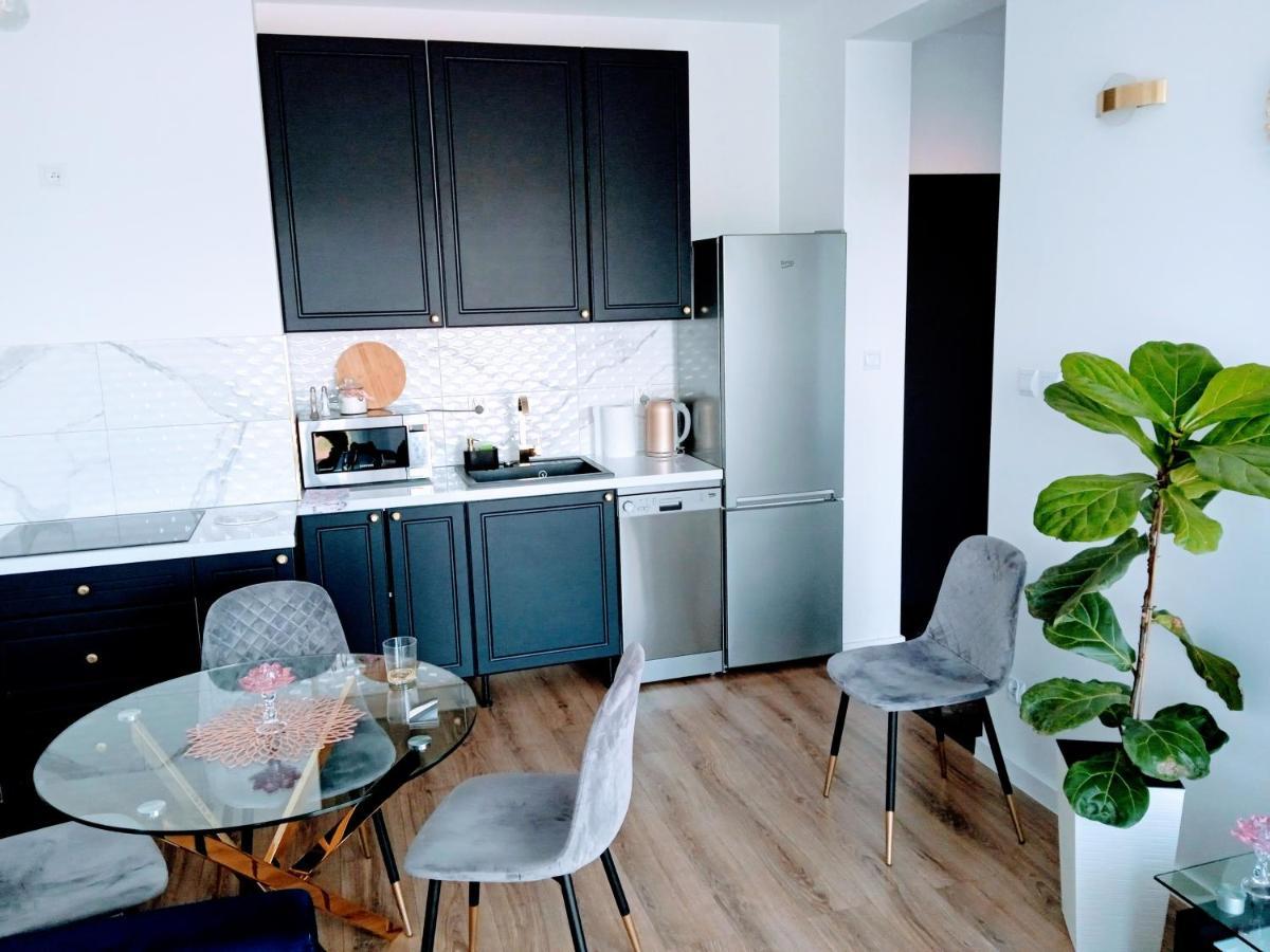 Apartament Z Widokiem วานซุท ภายนอก รูปภาพ